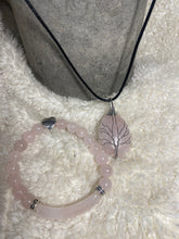 Load image into Gallery viewer, Custom crystal necklace for women.