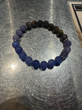 Load image into Gallery viewer, Zodiac sign bracelet
