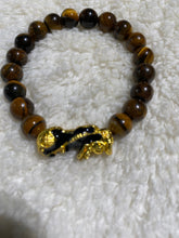 Load image into Gallery viewer, Custom Mantra good luck blessing bracelet
