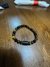 Load image into Gallery viewer, Zodiac sign bracelet
