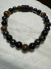 Load image into Gallery viewer, Zodiac sign bracelet
