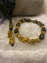 Load image into Gallery viewer, Custom Mantra good luck blessing bracelet
