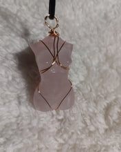 Load image into Gallery viewer, Custom crystal necklace for women.
